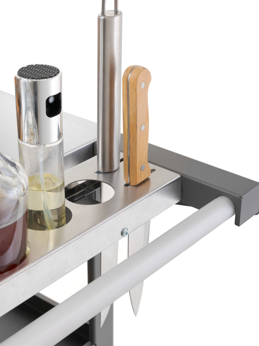 Стол передвижной Patio. Вид сбоку с инструментами